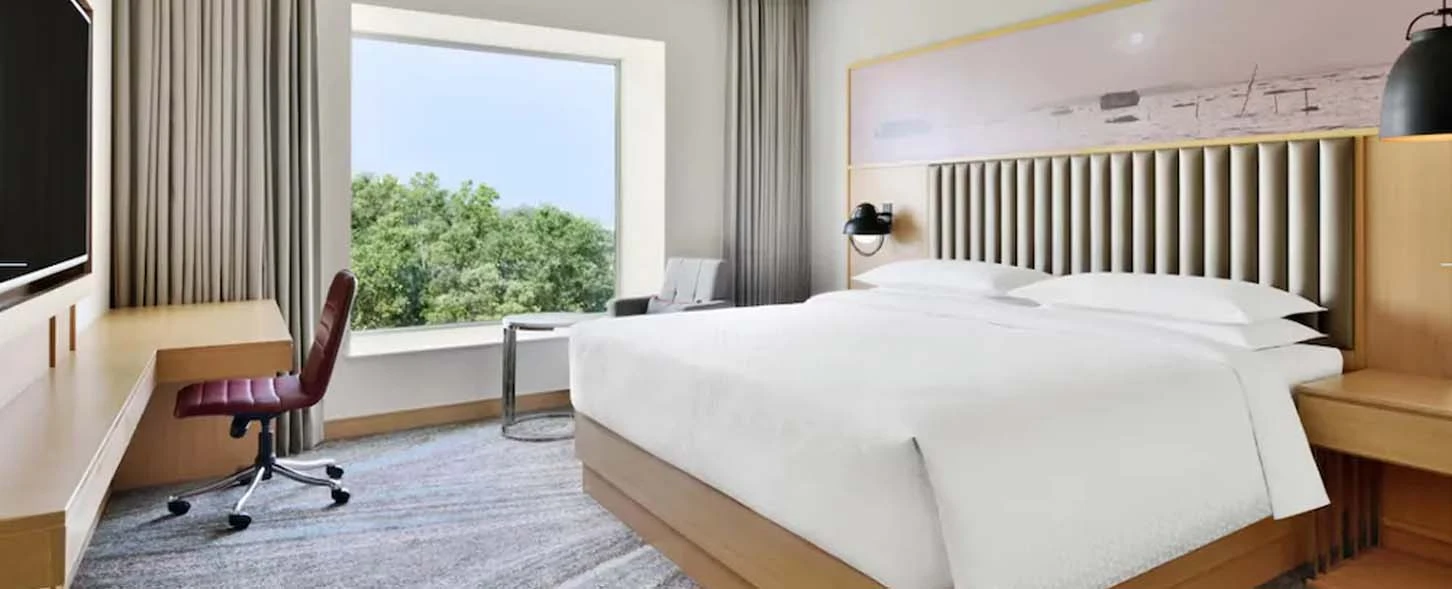 hotel img