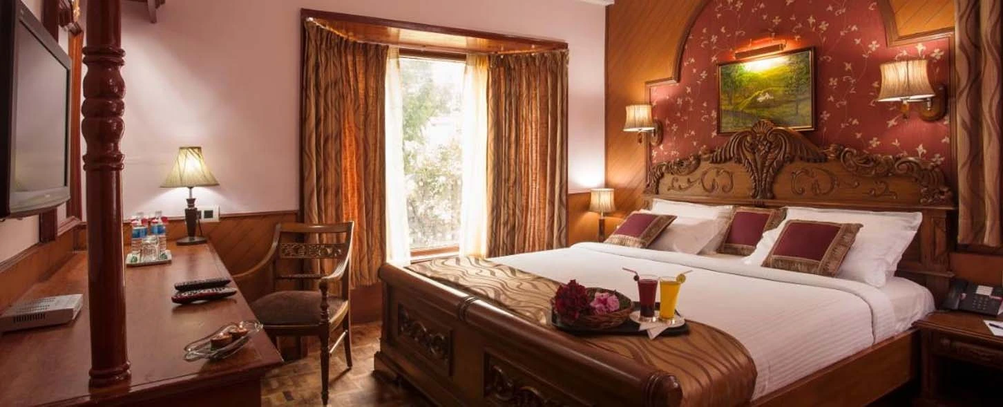 hotel img