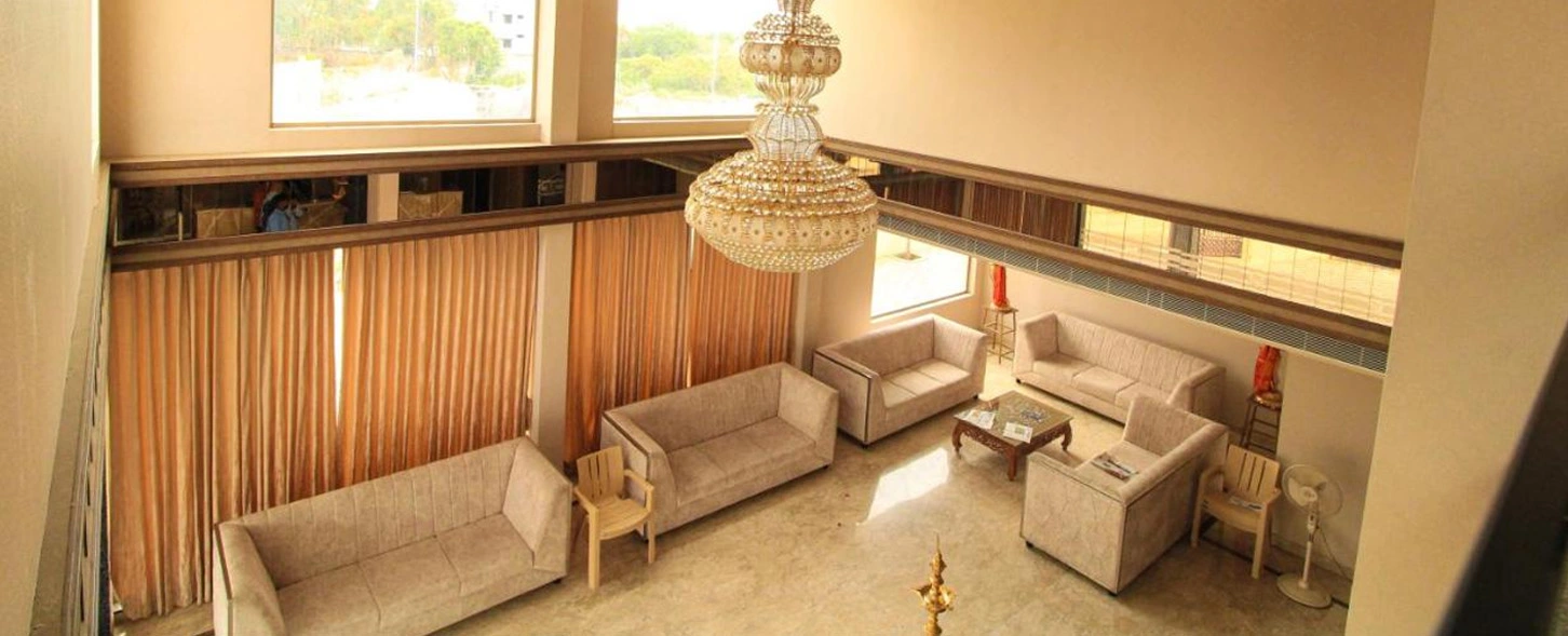 hotel img