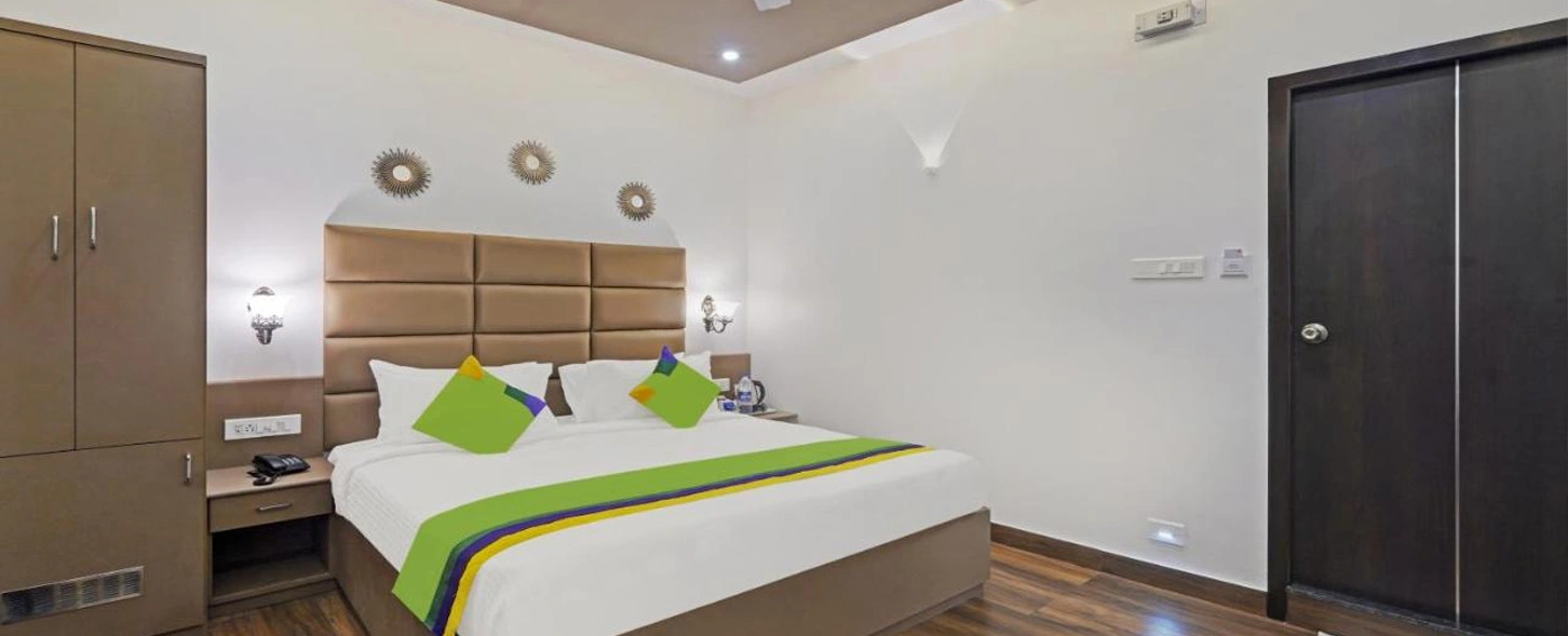 hotel img