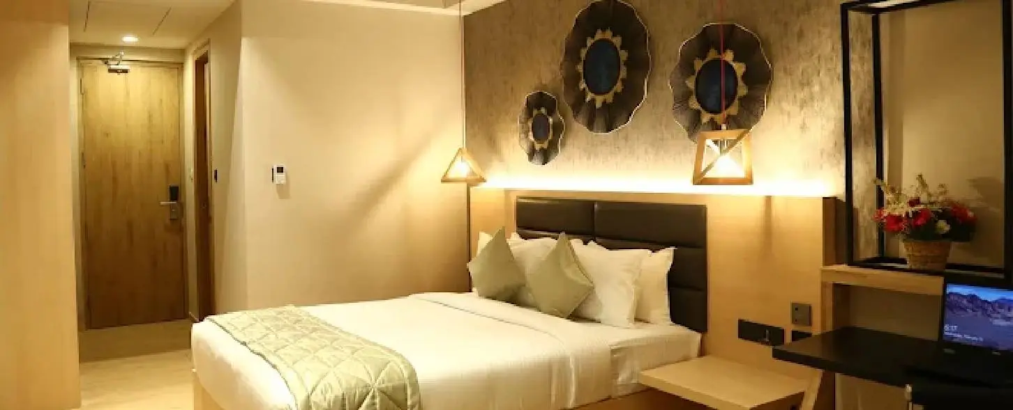 hotel img