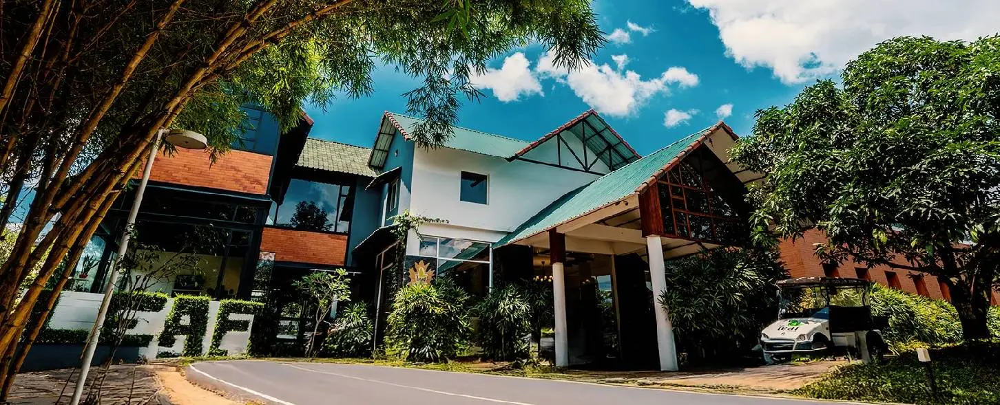 hotel img