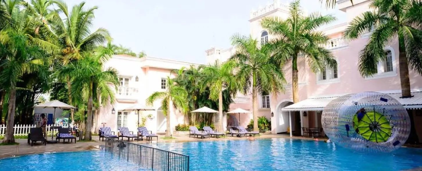 hotel img