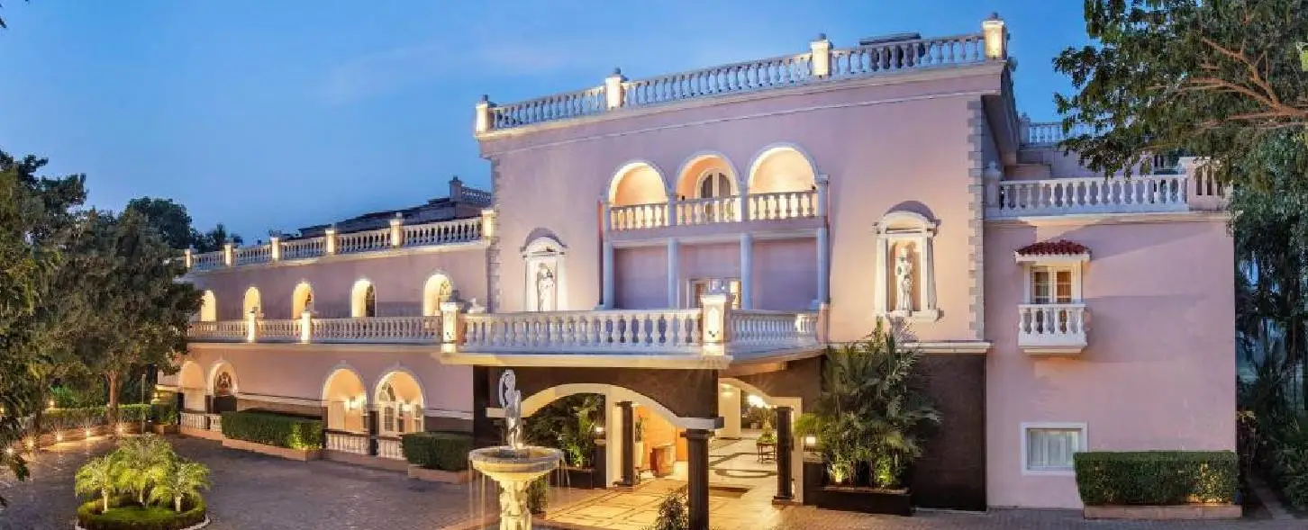 hotel img