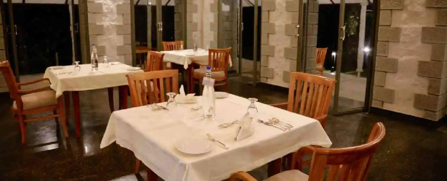 hotel img