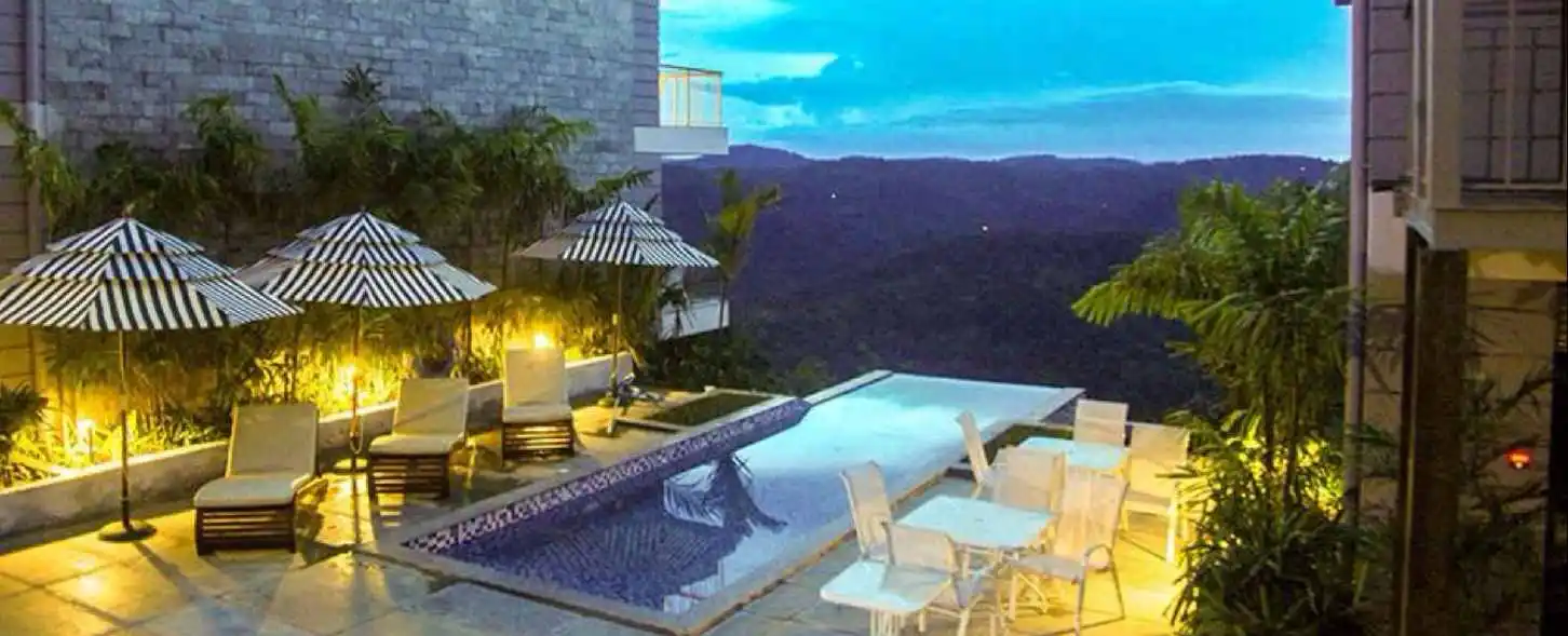 hotel img
