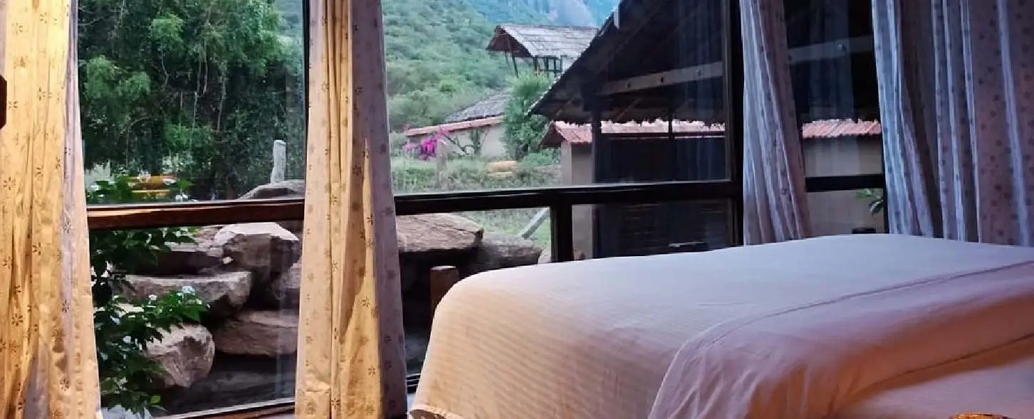 hotel img
