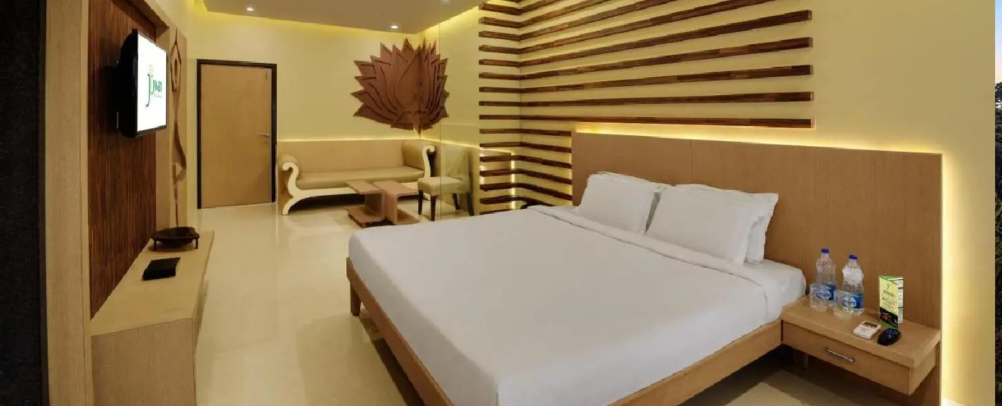 hotel img