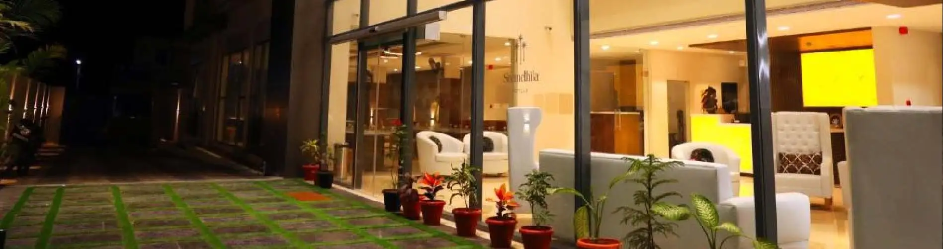 hotel banner