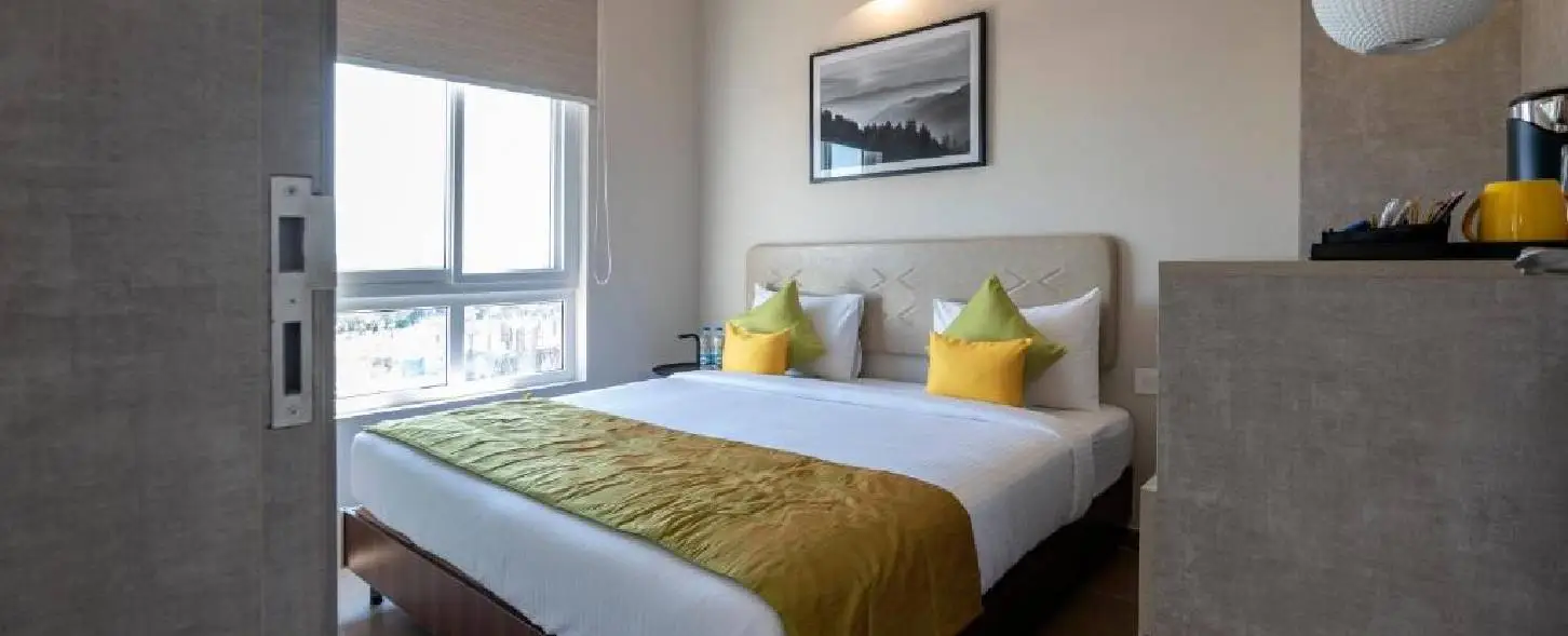 hotel img