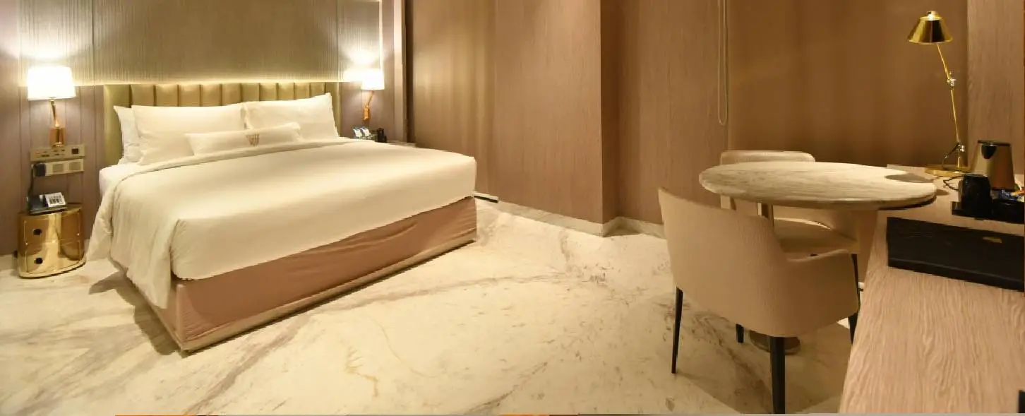 hotel img