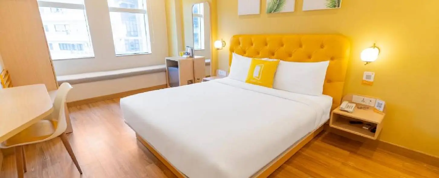 hotel img