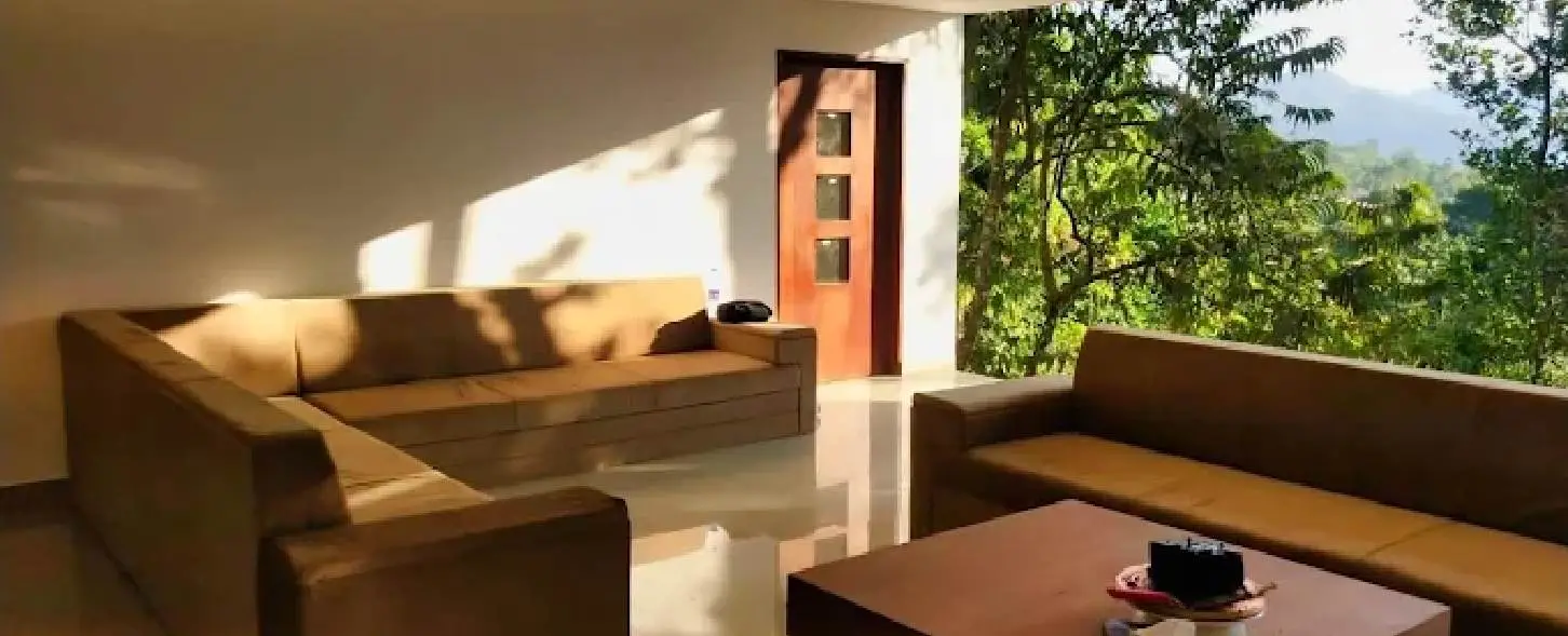 hotel img
