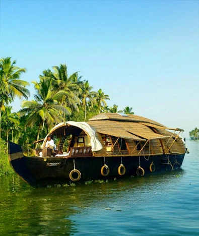 Spice Coast Cruises House Boat - CGH Earth