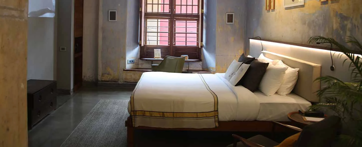 hotel img