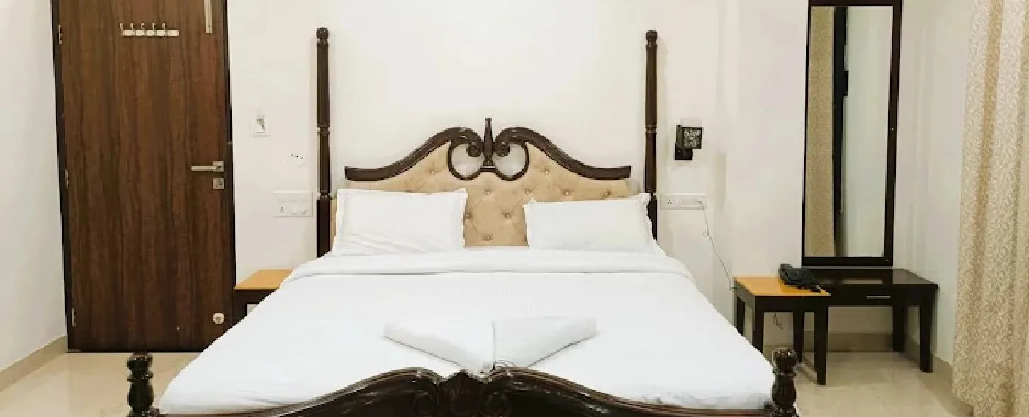 hotel img