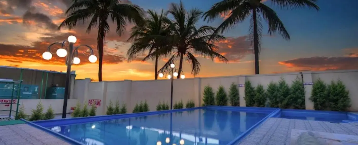 hotel img