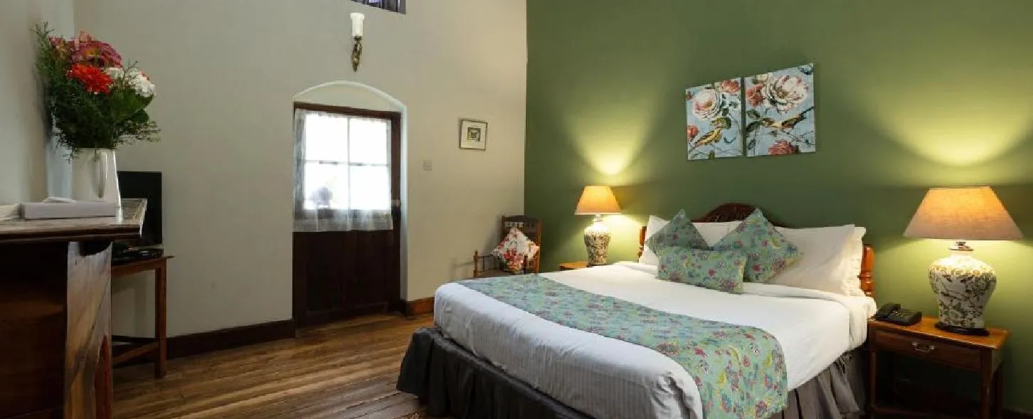 hotel img