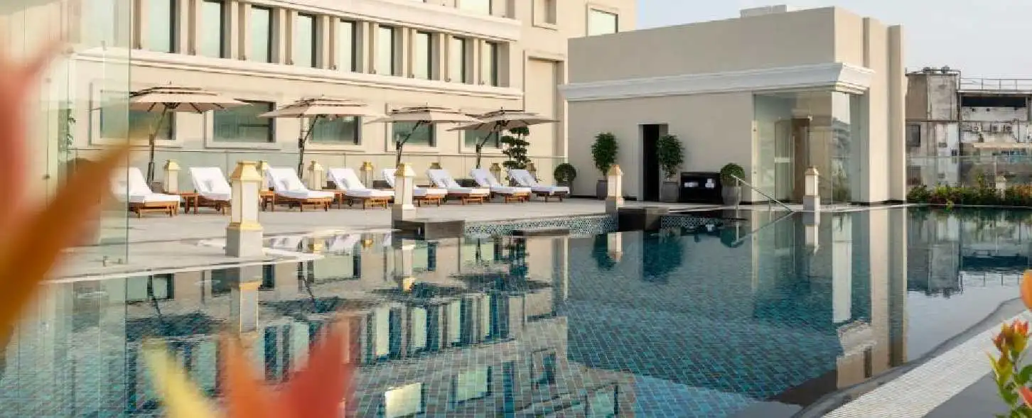 hotel img