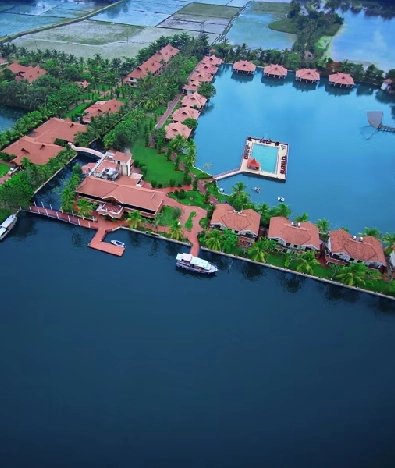 Sterling Lake Palace Alleppey