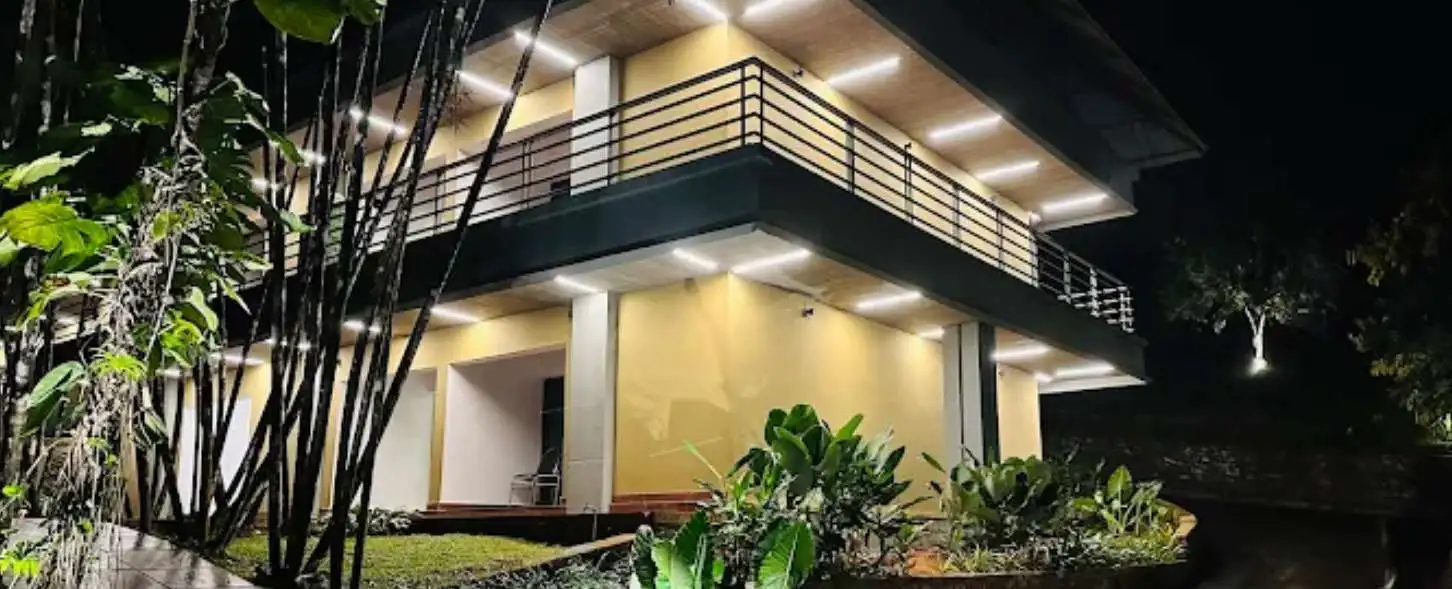 hotel img