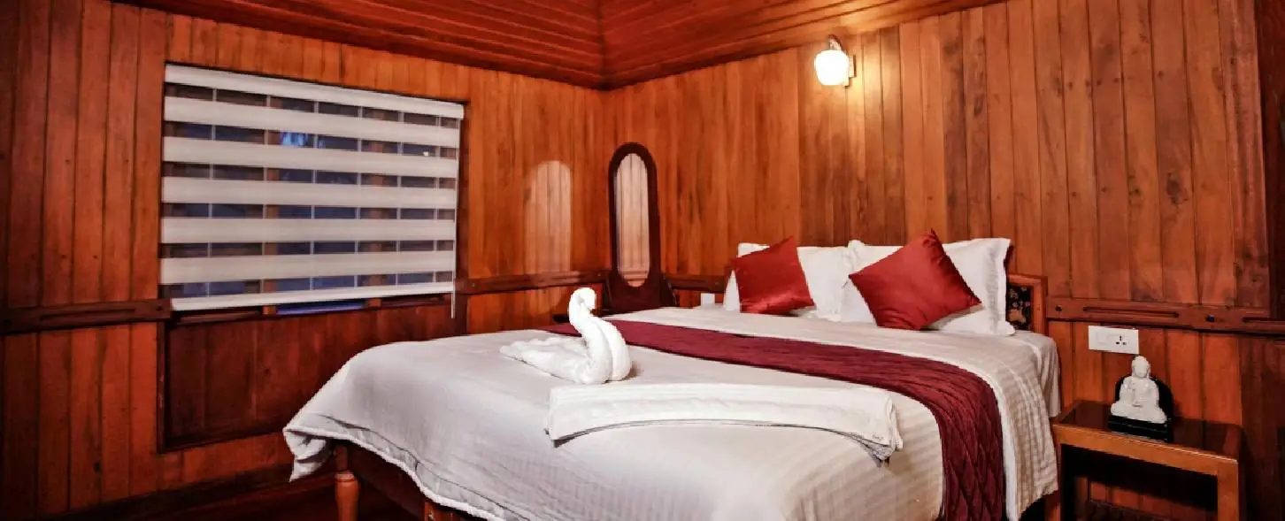 hotel img