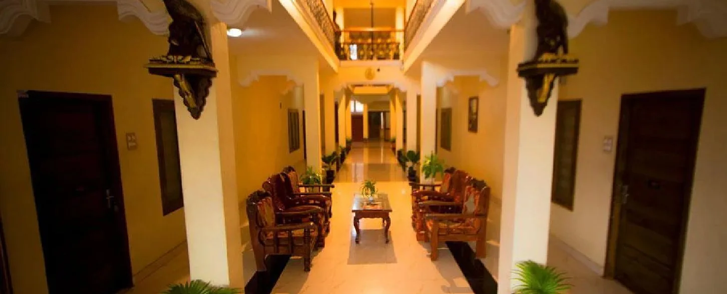 hotel img