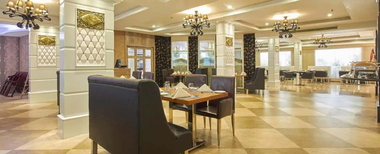 hotel img