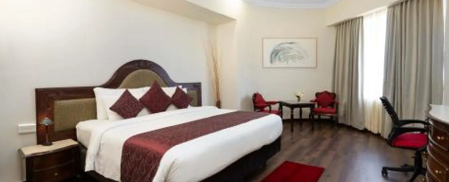 hotel img