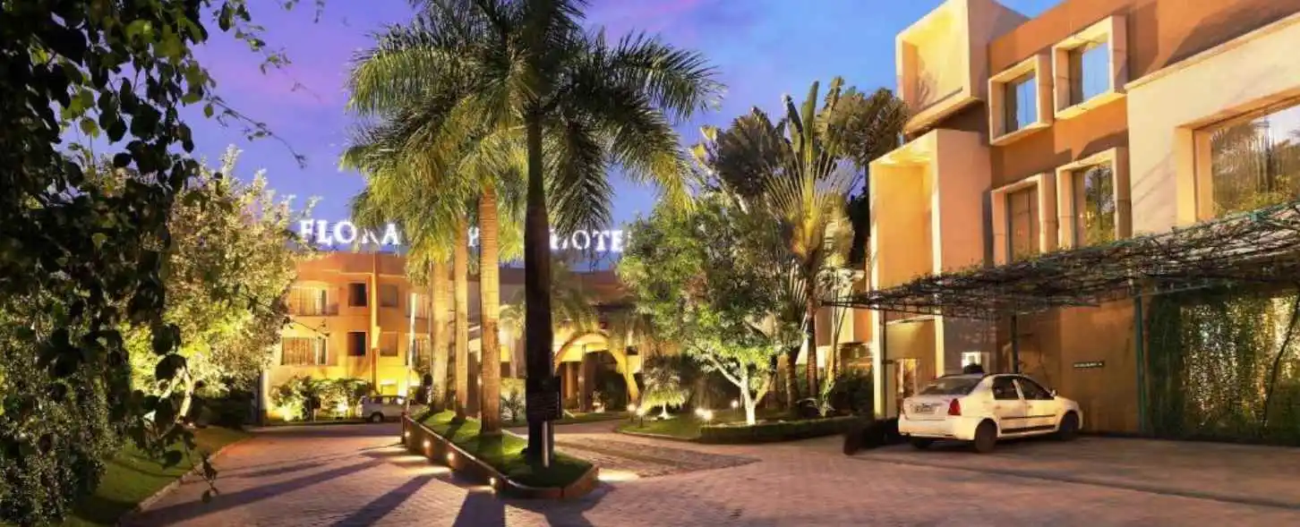 hotel img