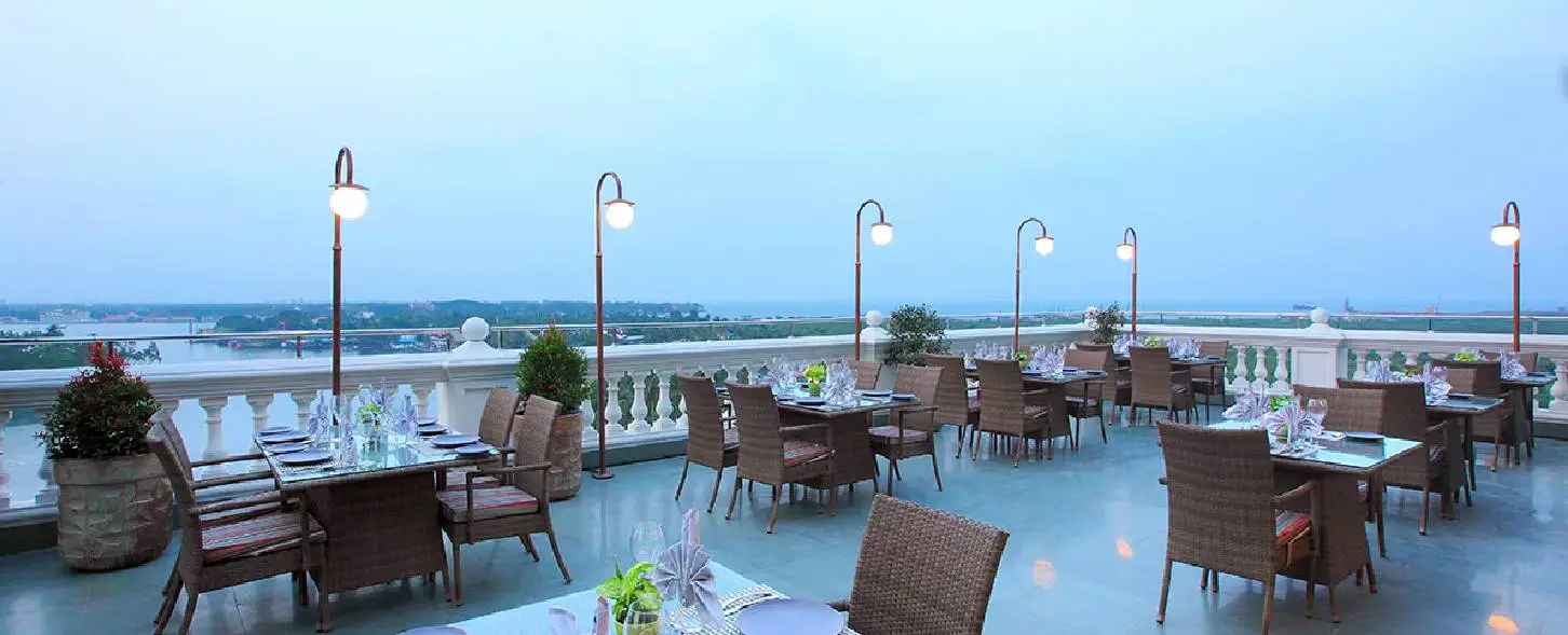 hotel img