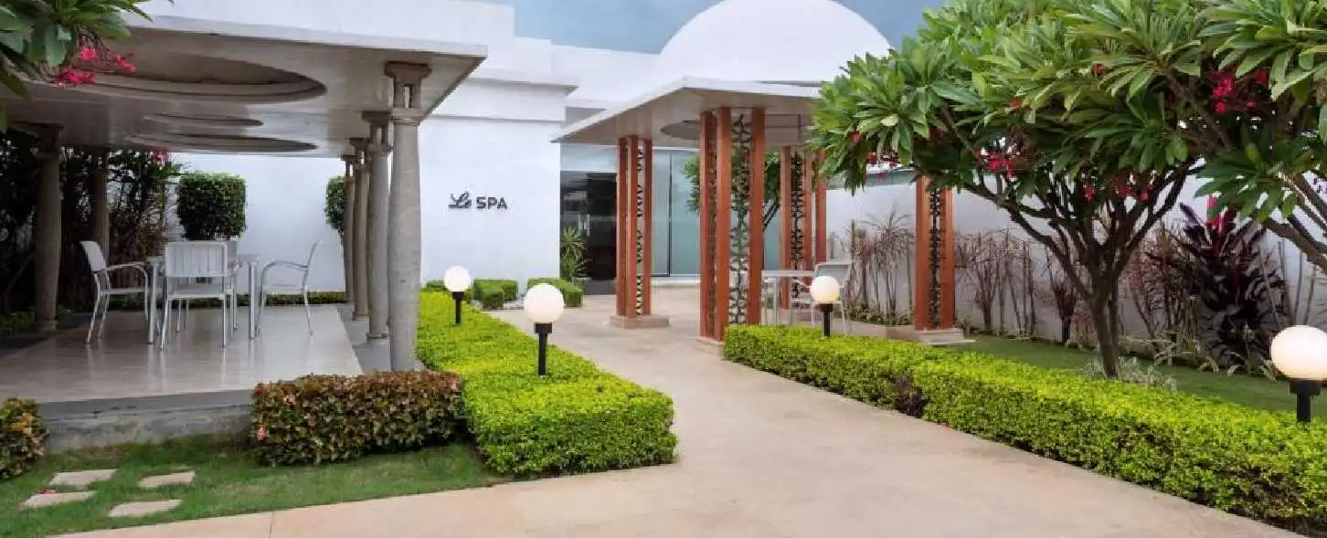 hotel img