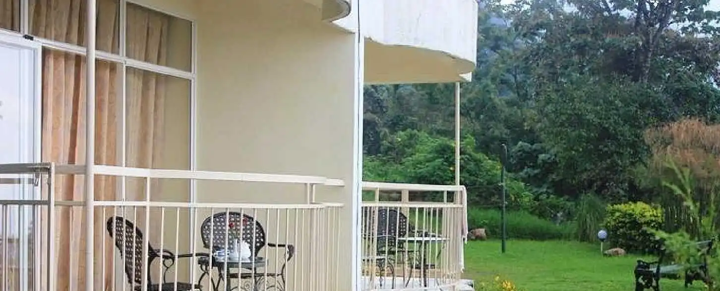 hotel img