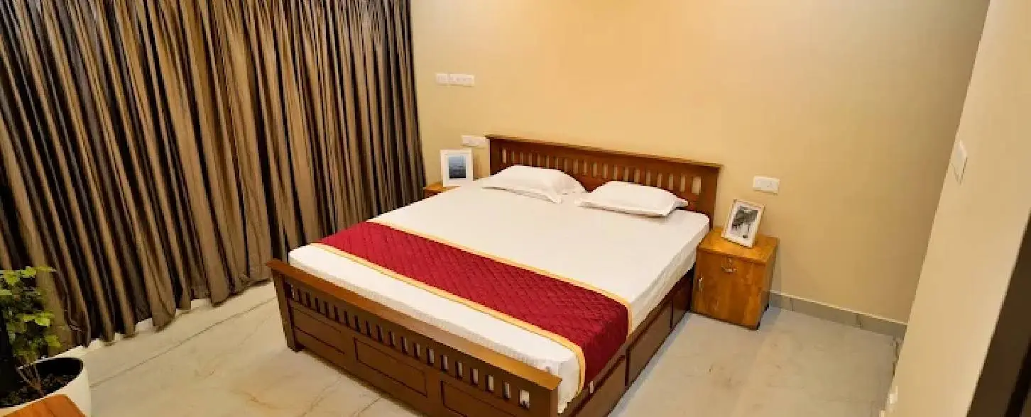hotel img