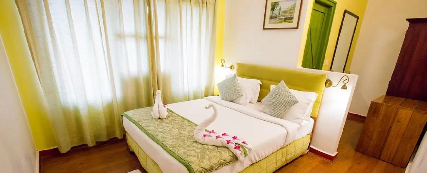 hotel img
