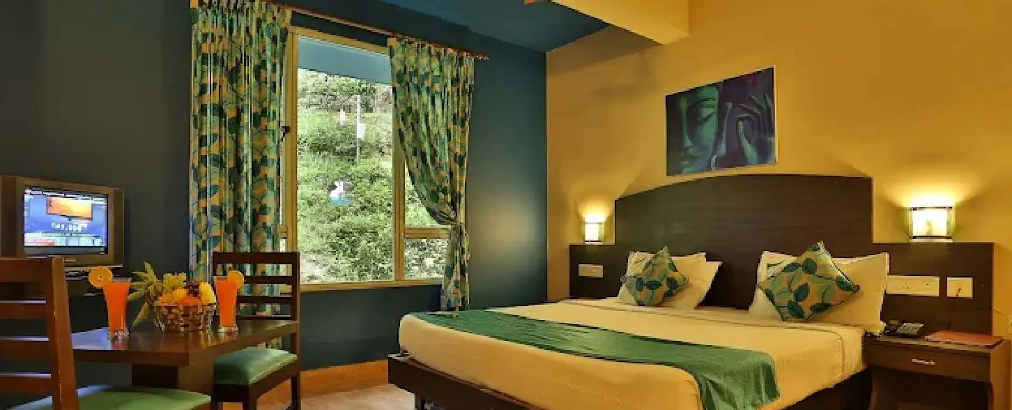 hotel img