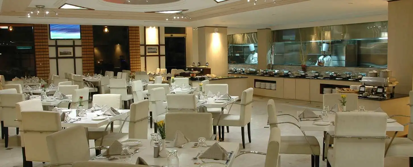 hotel img