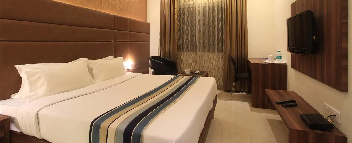hotel img