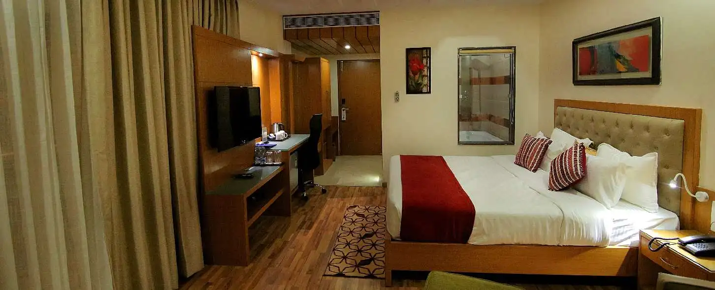 hotel img