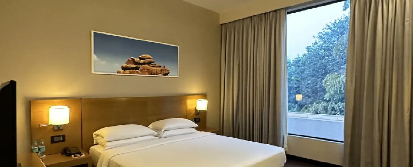 hotel img