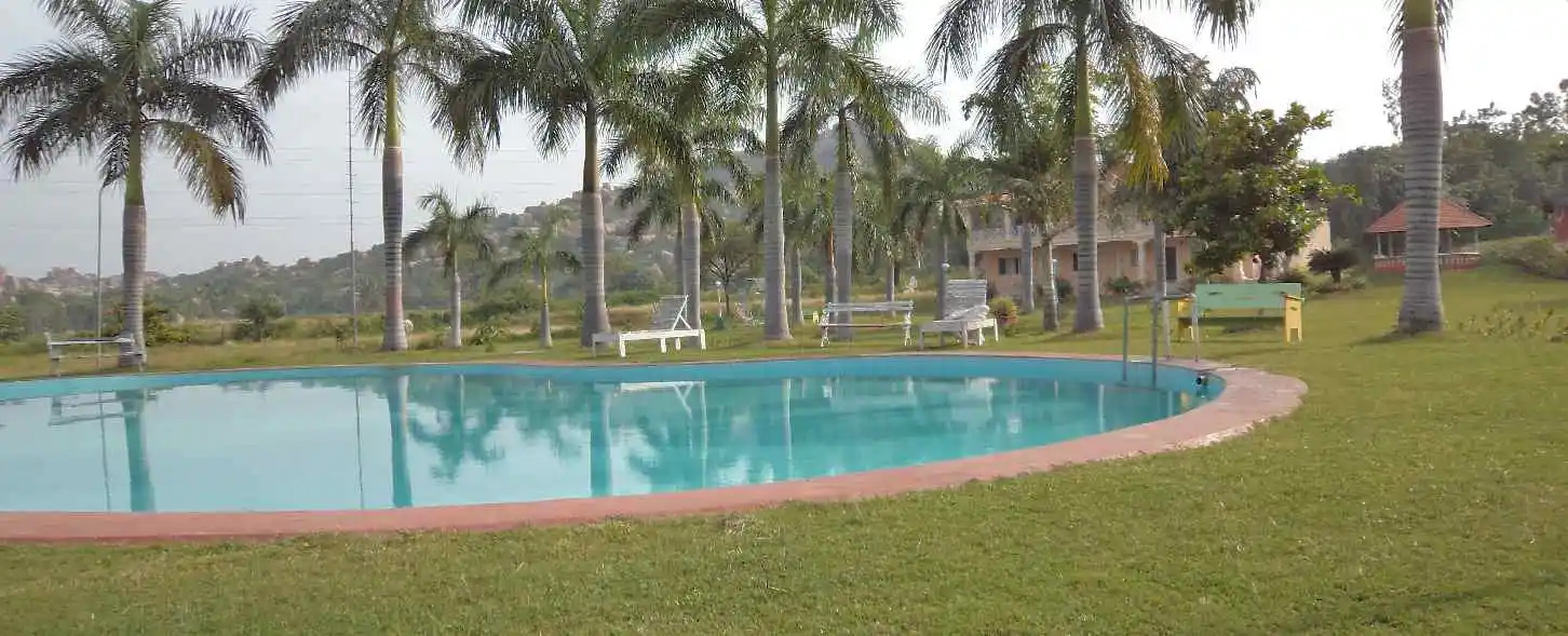 hotel img