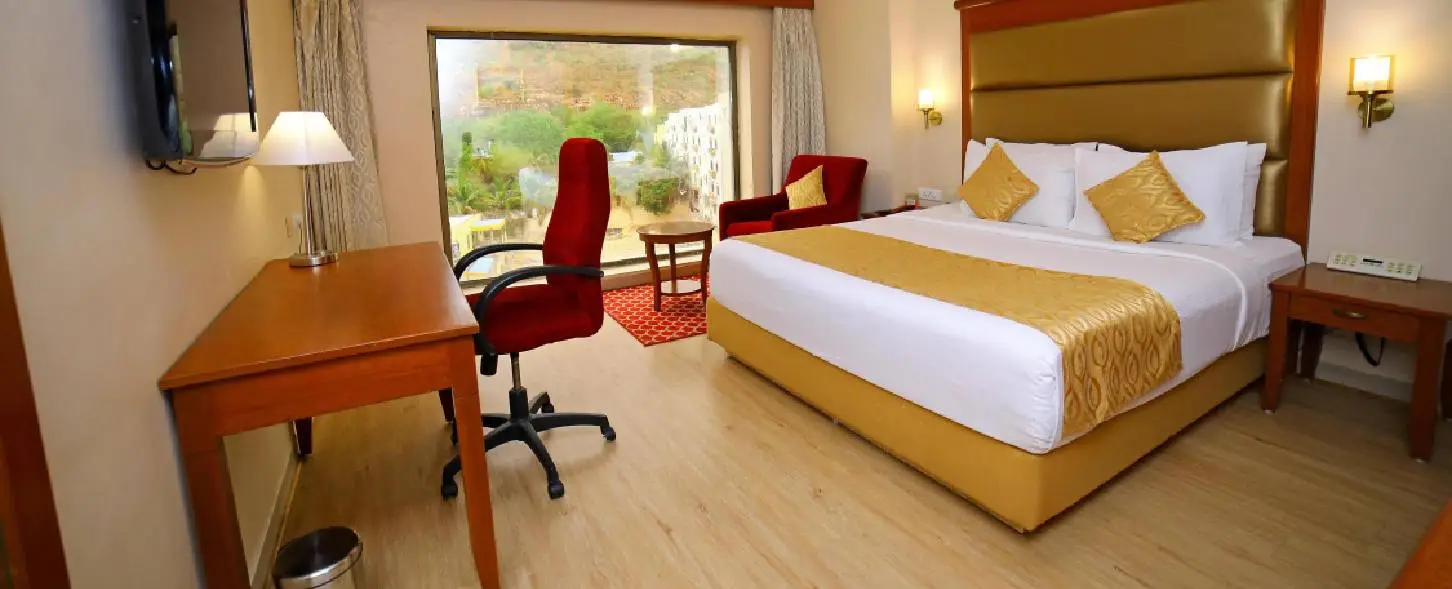hotel img