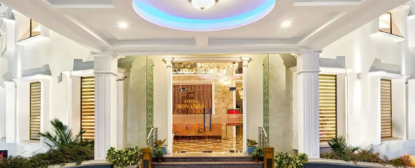 hotel img