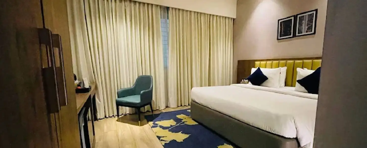 hotel img