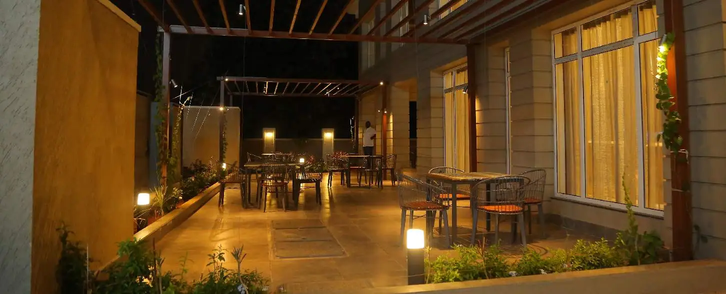 hotel img