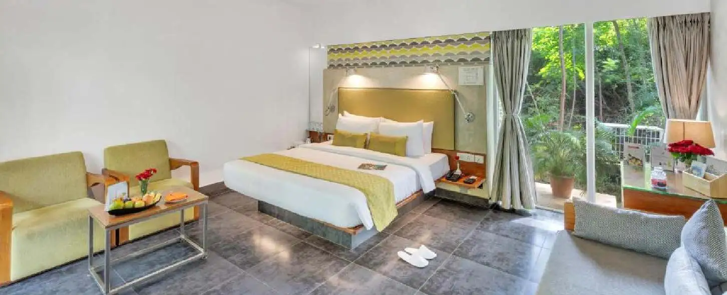 hotel img