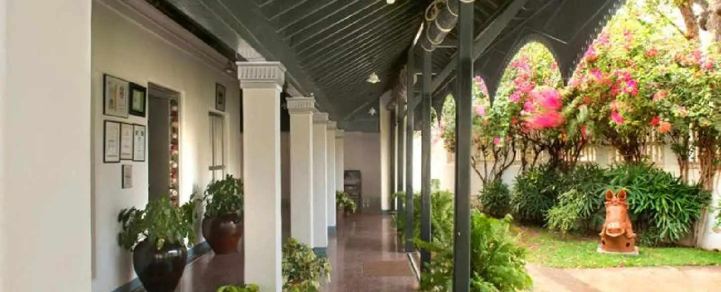 hotel img