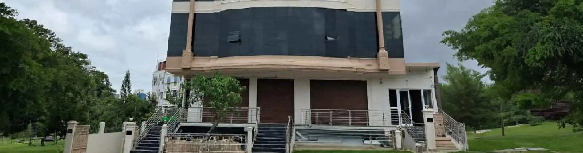 hotel banner