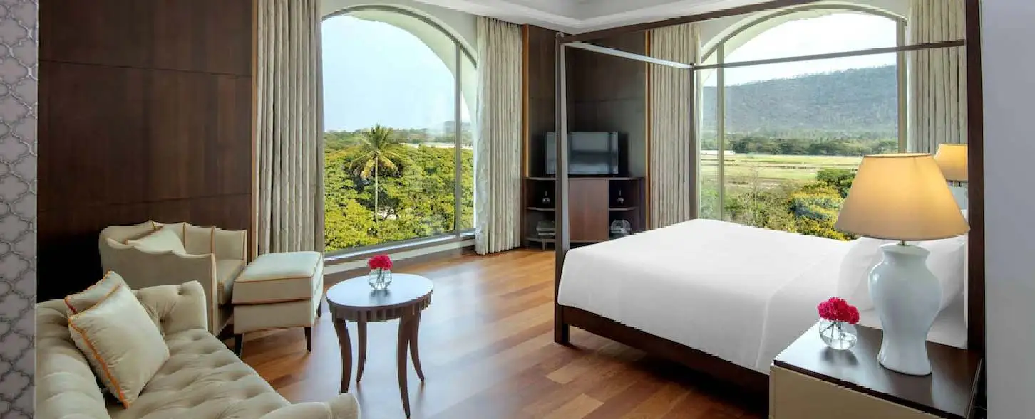 hotel img