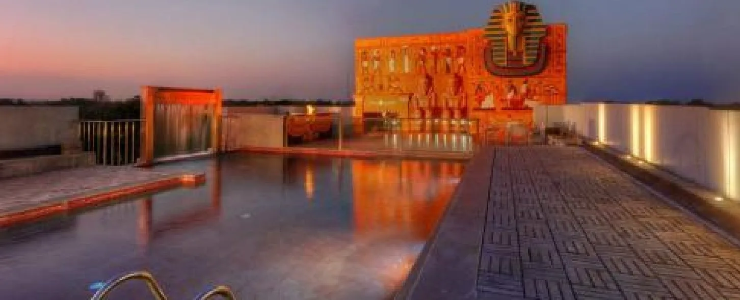 hotel img